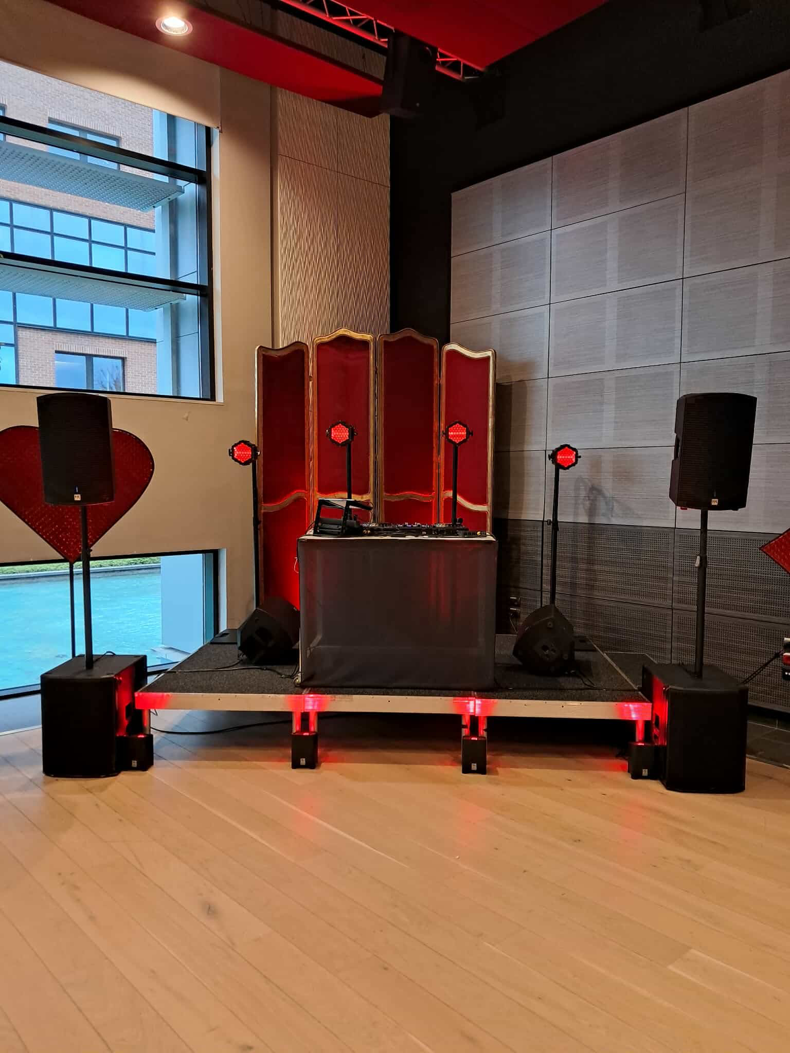 La diversité de notre parc matériel permet de proposer l’offre la plus adaptée à vos besoins.