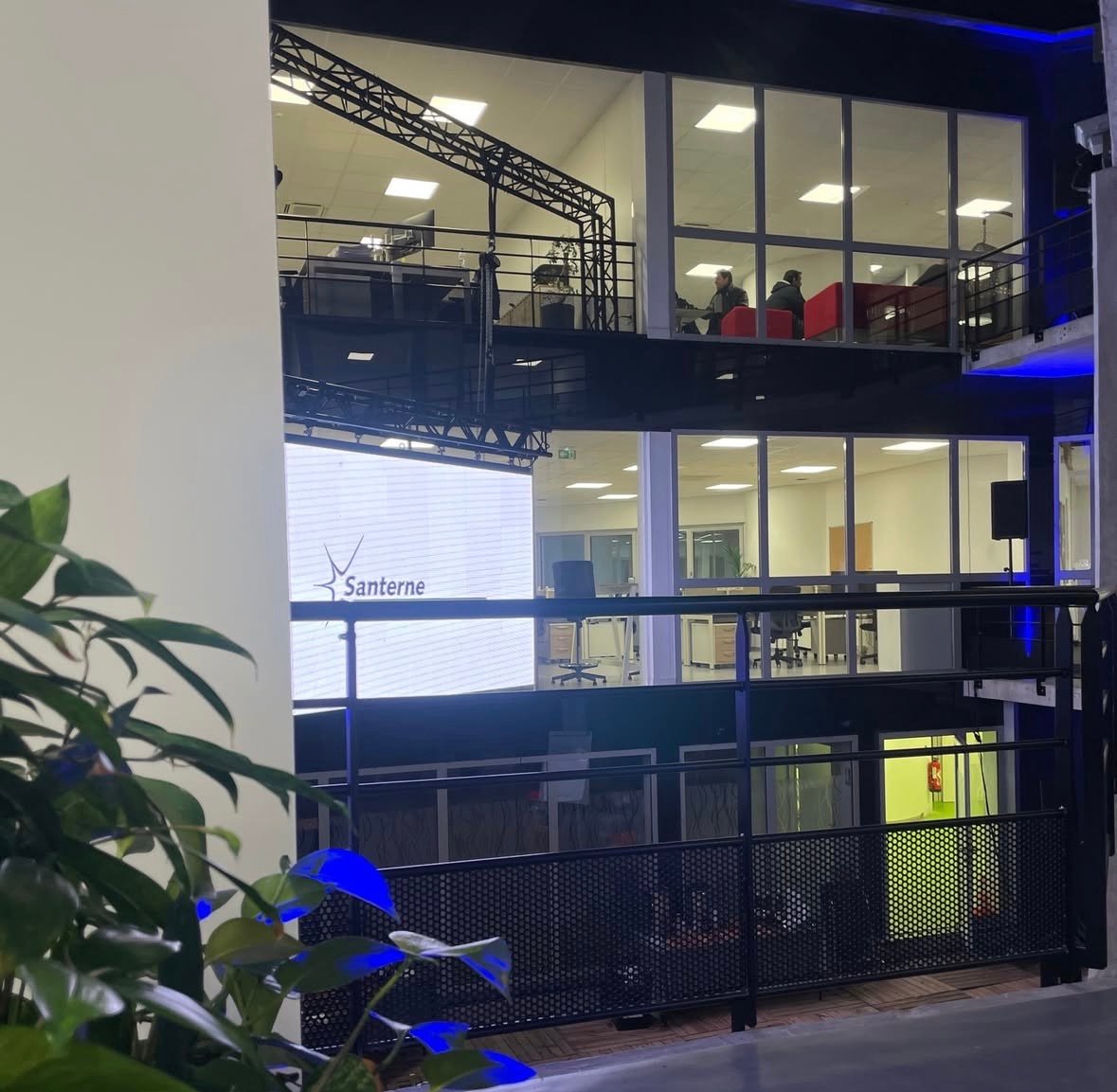 La diversité de notre parc matériel permet de proposer l’offre la plus adaptée à vos besoins.